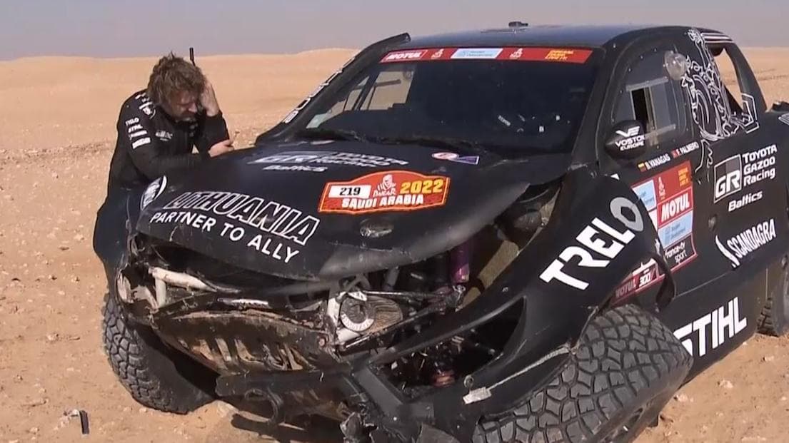 Dakar Rally 2022: crazy crash in the Saudi Arabian desert as the drivers walks away without a scratch