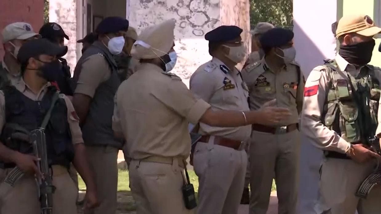 Srinagar: 2 teachers shot dead by terrorists, 7 civilians killed in 6 days