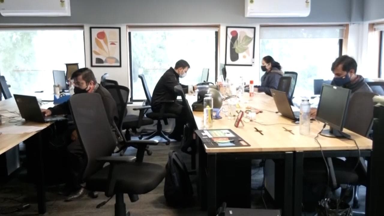 Unemployment woes: did you know there are over 8 lakh Central govt posts lying vacant? 