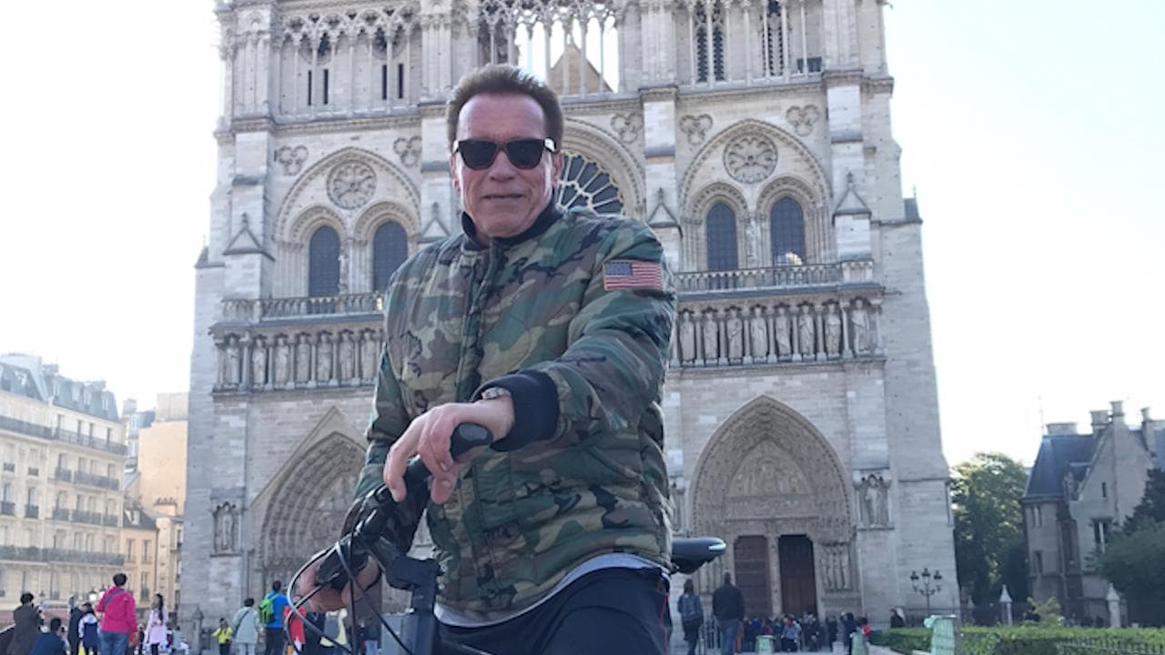 Arnold Schwarzenegger : চারটি গাড়িতে ধাক্কা, অল্পের জন্য রক্ষা পেলেন আর্নল্ড শোয়ার্জনেগার; আহত এক মহিলা