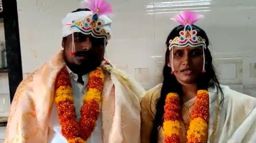 Tamil Nadu minister's daughter elopes, seeks protection in Bengaluru