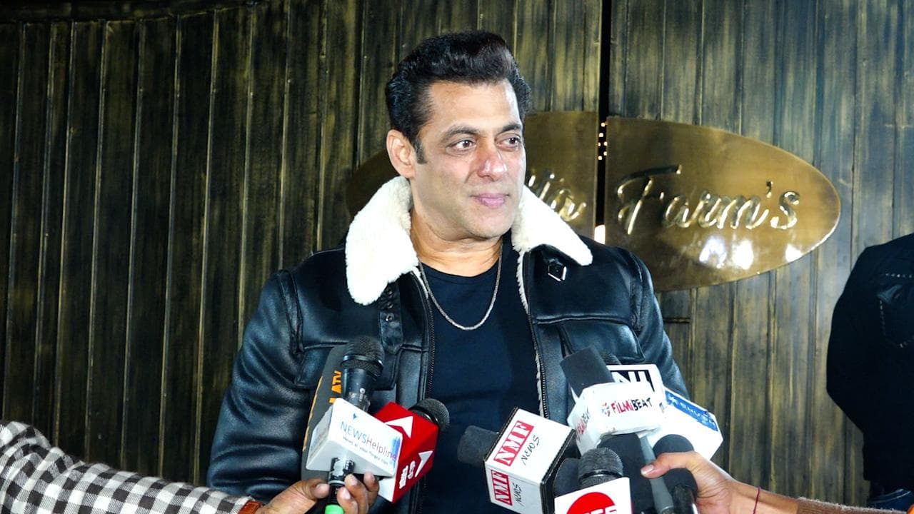 Salman Khan ने मनाया अपना 56 वां बर्थ-डे, कई बॉलीवुड स्टार्स ने की शिरकत