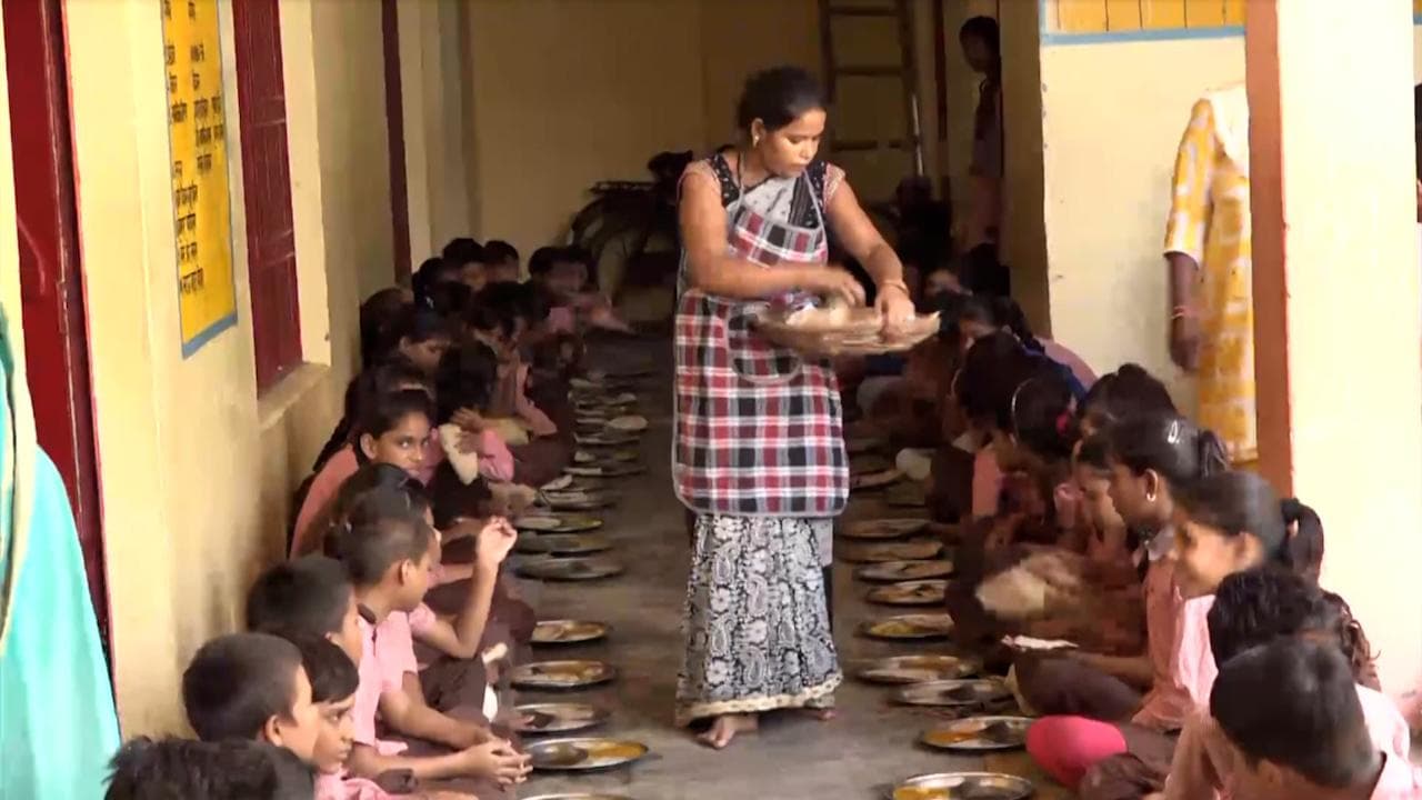 उत्तराखंड: सवर्ण छात्रों के बाद अब दलित छात्रों ने किया खाना खाने से इनकार