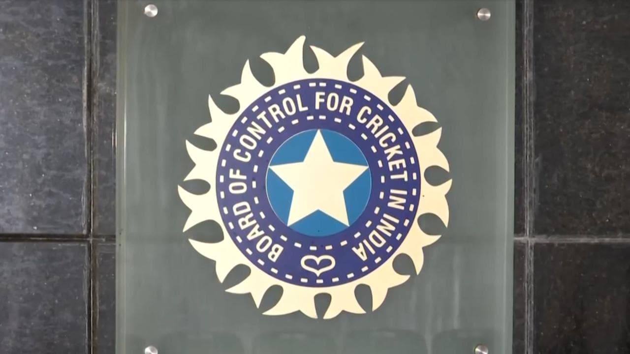 Wriddhiman Saha: সামাজিক মাধ্যমে হোয়াটসঅ্যাপ বার্তা পোস্ট ঋদ্ধিমানের, স্বচ্ছ তদন্ত চায় বিসিসিআই