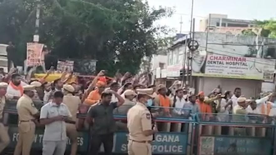 Yogi Adityanath in BhagyaLaxmi Mandir: योगी आदित्यनाथ ने भाग्य लक्ष्मी मंदिर में की पूजा