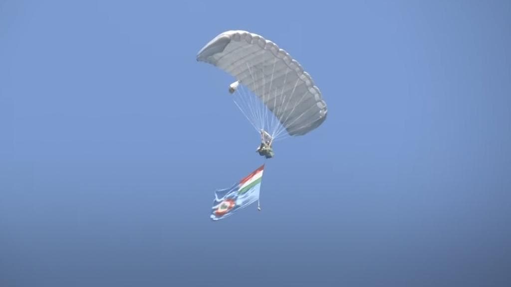 Watch: Srinagar air show makes a comeback after 14 years