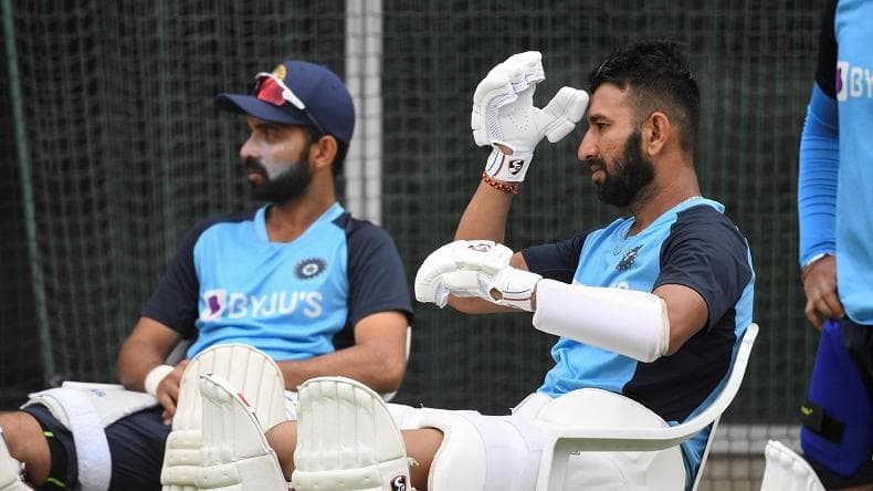 'पुजारा-रहाणे को लेकर राहुल द्रविड़ को लेने ही होंगे कठिन फैसले', दिनेश कार्तिक की हेड कोच को सलाह