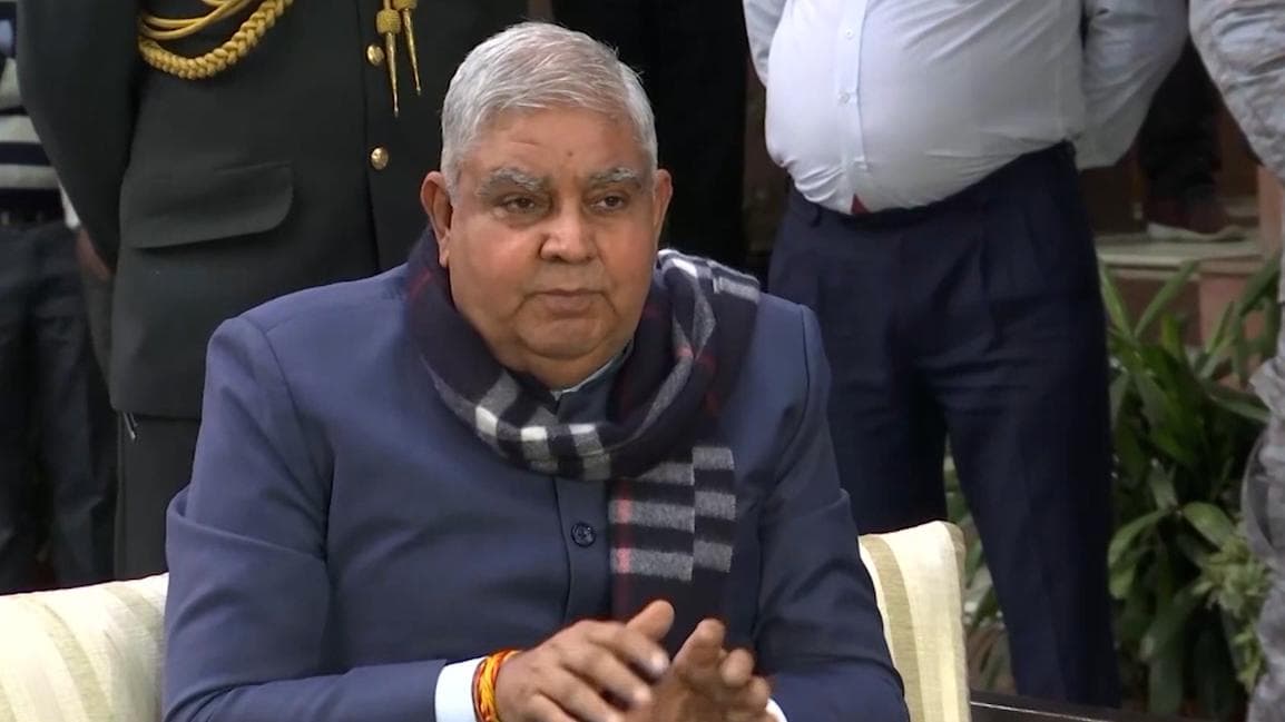 Dhankar Vs Mamata : ‘মুখ‍্যমন্ত্রীকে রাজ‍্যপাল করে দিন’, সংঘাত বাড়ল ধনখড়ের মন্তব‍্যে