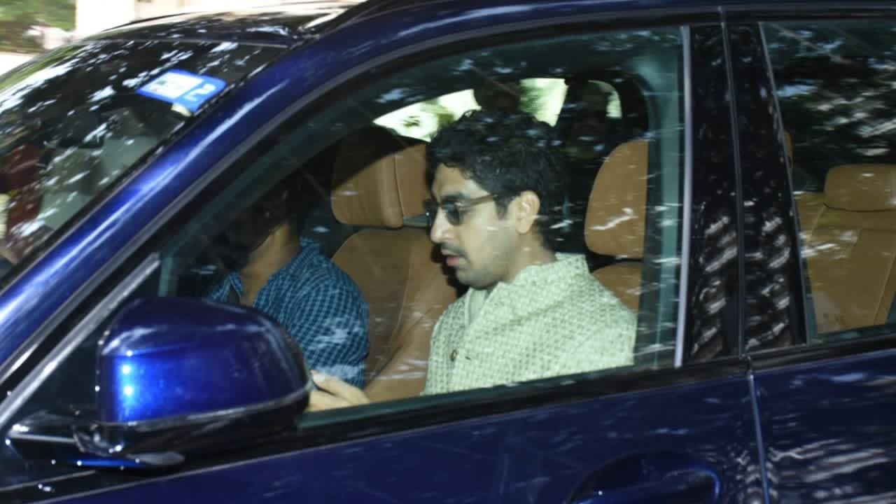 Ranbir-Alia wedding LIVE: Ayan Mukerji arrives Ranbir-Alia wedding LIVE: Ayan Mukerji arrives