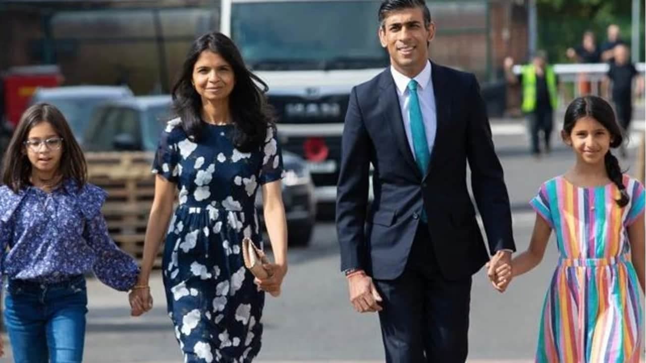Rishi Sunak: 'मेरे लिए फैमिली मतलब सबकुछ', ऋषि सुनक ने इंस्टाग्राम पर लिखा Rishi Sunak: 'मेरे लिए फैमिली मतलब सबकुछ', ऋषि सुनक ने इंस्टाग्राम पर लिखा