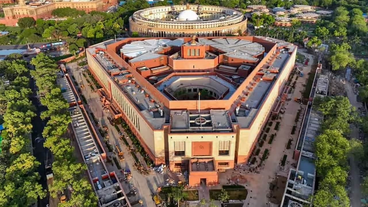 Parliament - update on Mahua Moitra's expulsion Parliament - update on Mahua Moitra's expulsion