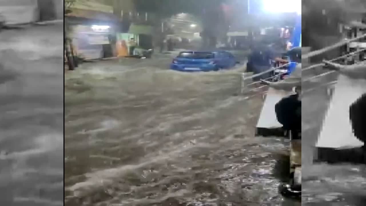 Weather Today: दिल्ली समेत कई राज्यों में बारिश के आसार Weather Today: दिल्ली समेत कई राज्यों में बारिश के आसार