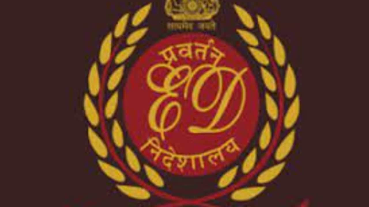 दिल्ली शराब घोटाले में दिल्ली समेत कई राज्यों के 30 ठिकानों पर ED की छापेमारी दिल्ली शराब घोटाले में दिल्ली समेत कई राज्यों के 30 ठिकानों पर ED की छापेमारी