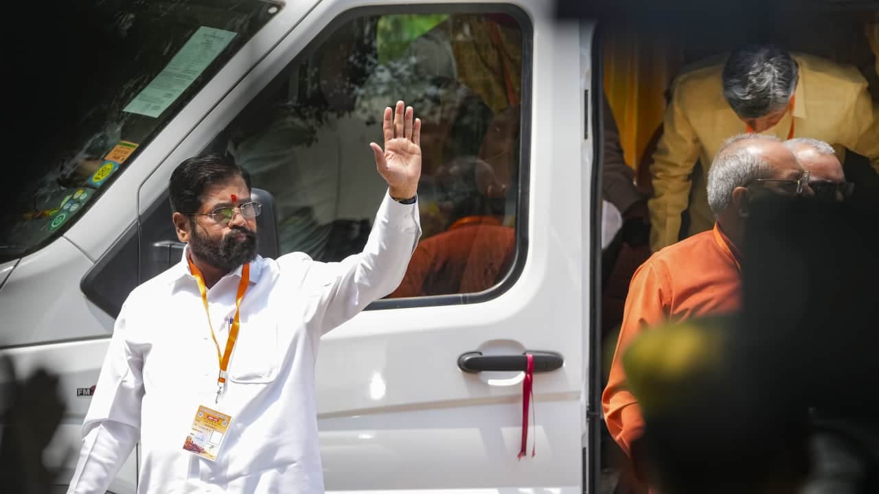 Maharashtra CM speaks after PM Modi's nomination filing Maharashtra CM speaks after PM Modi's nomination filing