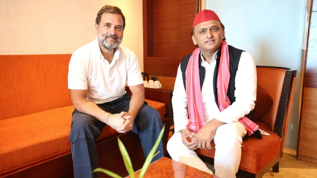 Samajwadi Party chips in for Congress' Amethi, Raebareli quest Samajwadi Party chips in for Congress' Amethi, Raebareli quest