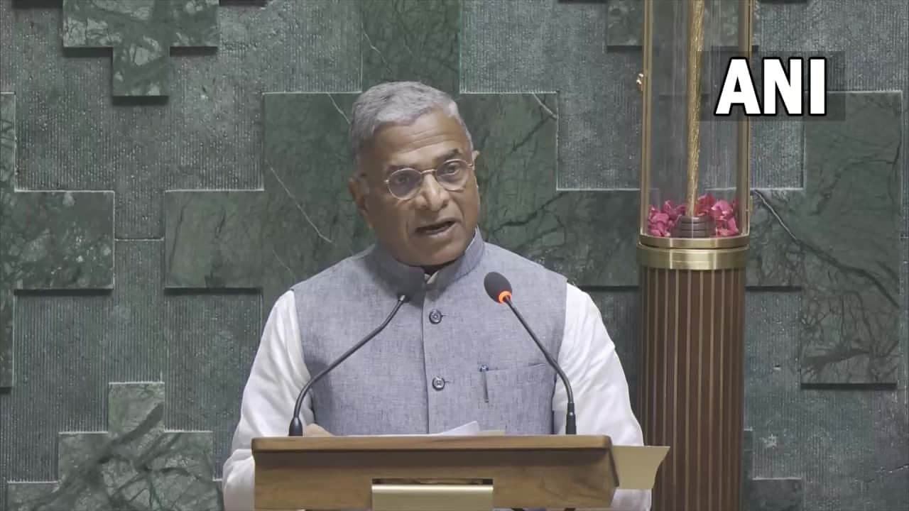 हमारा वर्तमान संसद भवन देश की लोकतांत्रिक गतिविधियों का जीवंत केंद्र रहा है-राज्यसभा के उपसभापति हरिवंश नारायण सिंह हमारा वर्तमान संसद भवन देश की लोकतांत्रिक गतिविधियों का जीवंत केंद्र रहा है-राज्यसभा के उपसभापति हरिवंश नारायण सिंह