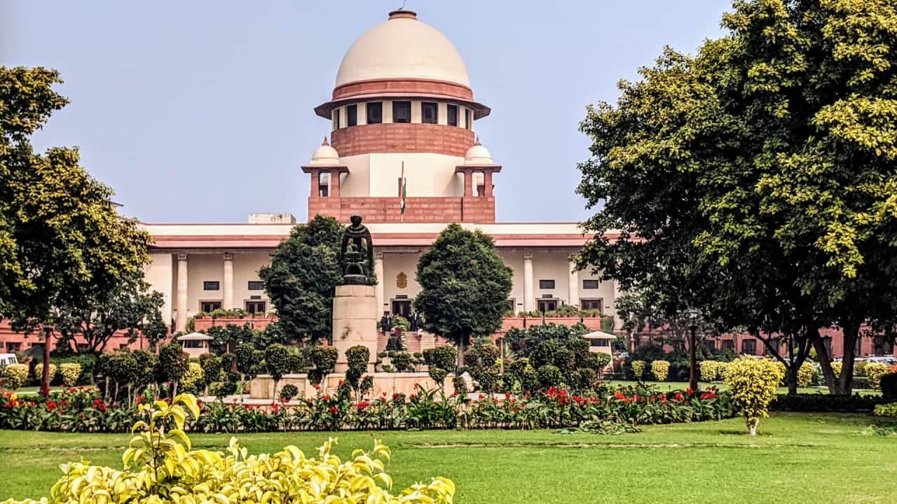 Supreme Court refuses to entertain plea seeking re-polling in Bihar's Munger Supreme Court refuses to entertain plea seeking re-polling in Bihar's Munger