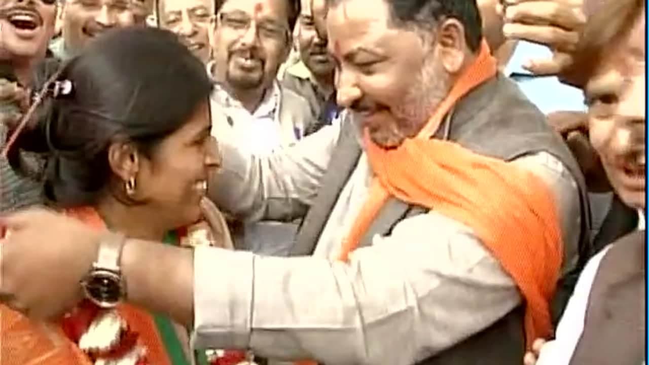 Assembly Election 2022 LIVE: BJP की नई लिस्ट में दिग्गजों के अरमान टूटे, स्वाति की जगह राजेश्वर सिंह Assembly Election 2022 LIVE: BJP की नई लिस्ट में दिग्गजों के अरमान टूटे, स्वाति की जगह राजेश्वर सिंह