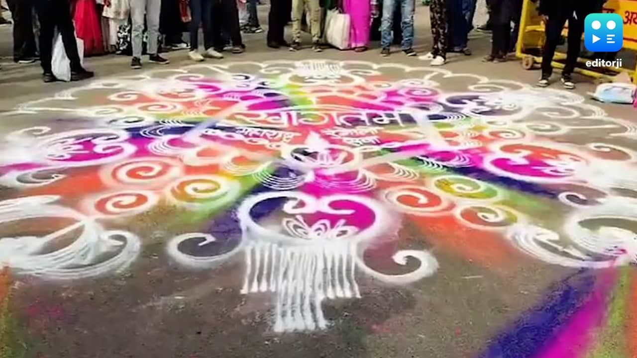 সেজে উঠেছে অযোধ্যার বিভিন্ন এলাকা সেজে উঠেছে অযোধ্যার বিভিন্ন এলাকা