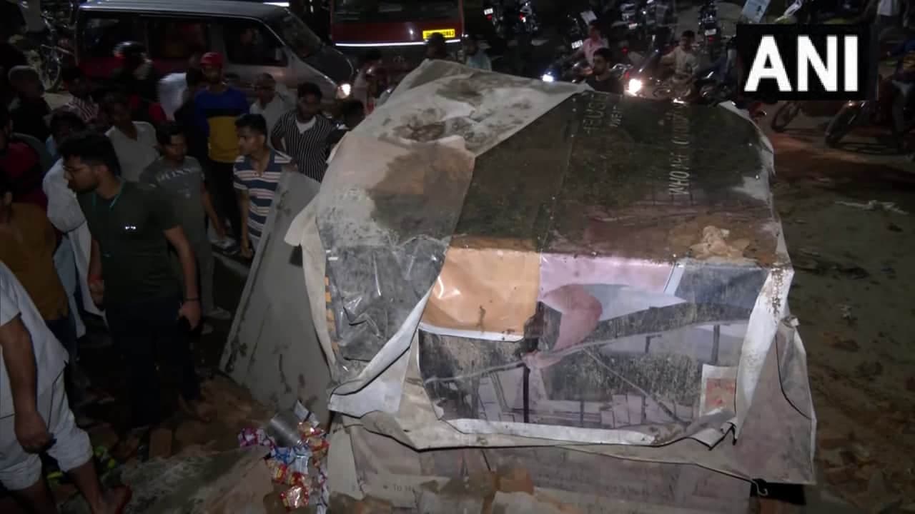 दिल्ली: दिल्ली-सहारनपुर हाईवे पर पलटी क्रेन, हादसे में कई लोग घायल दिल्ली: दिल्ली-सहारनपुर हाईवे पर पलटी क्रेन, हादसे में कई लोग घायल